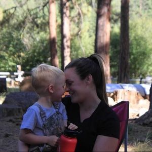 Meet your Posher, Alexis